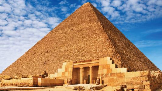 雄伟的埃及金字塔