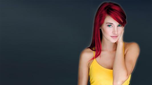 可爱的红发女孩壁纸