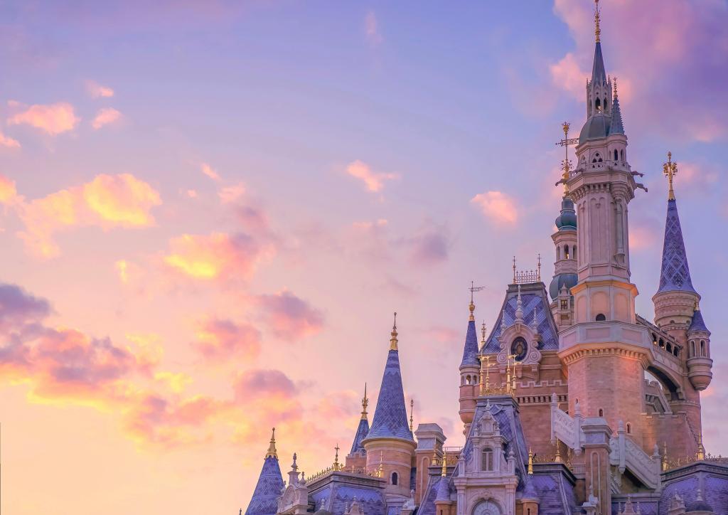 的迪士尼城堡高清原图下载,黄昏下的迪士尼城堡,高清图片 
