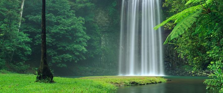 米拉米拉瀑布自然风景图片
